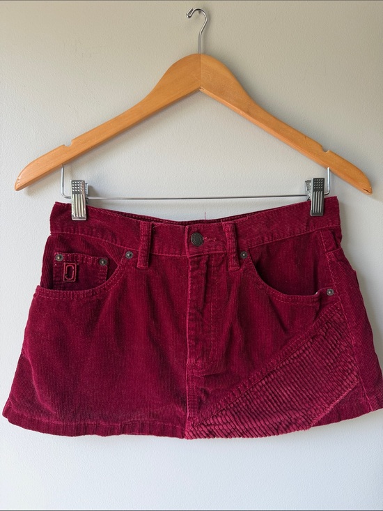 Marc Jacobs Dresses & Skirts - Marc Jacobs Burgundy Corduroy  Y2K style rocket Mini Skirt size 25